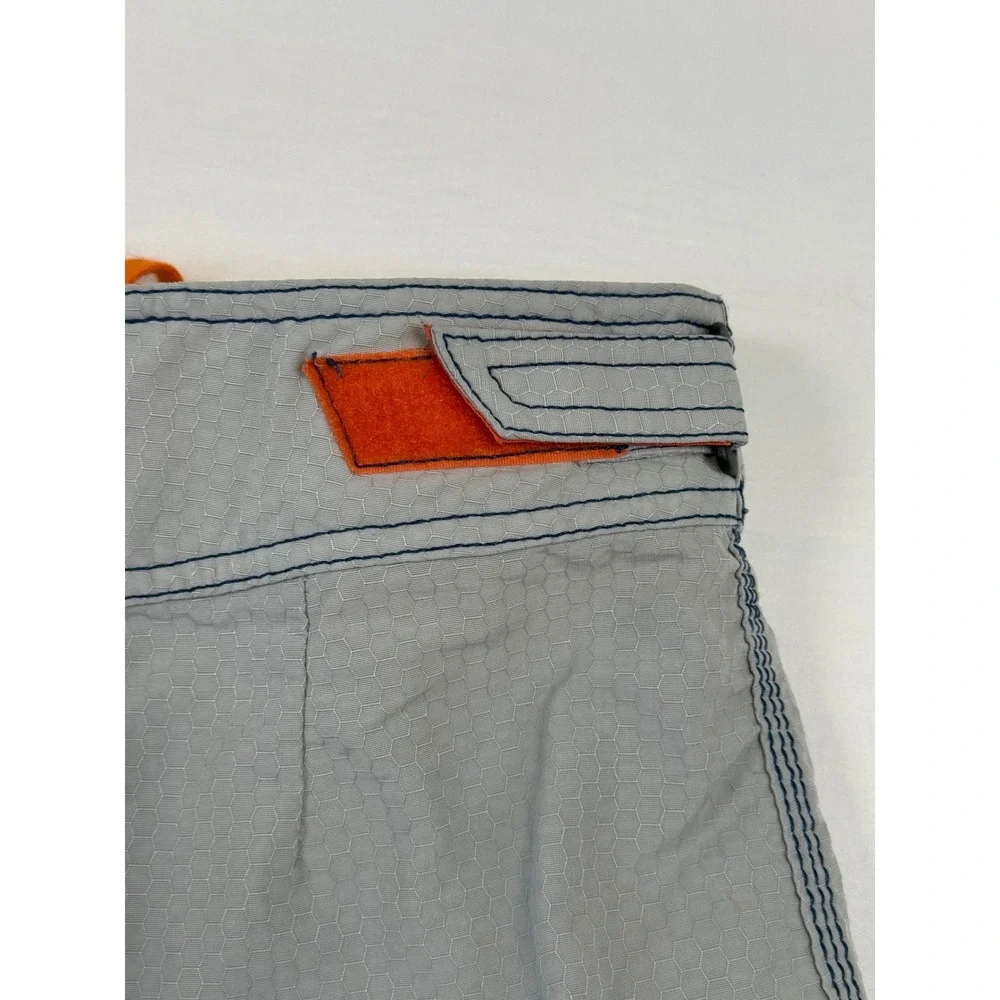 Billabong‎ Y2K Mens Board Shorts Size 32 Grey Orange Honeycomb Cargo M1096 Gas
